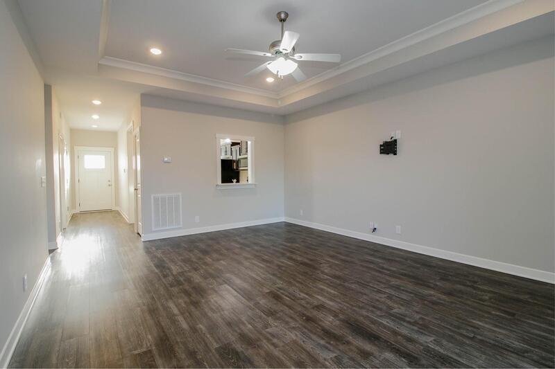** No Pets Please *** property image