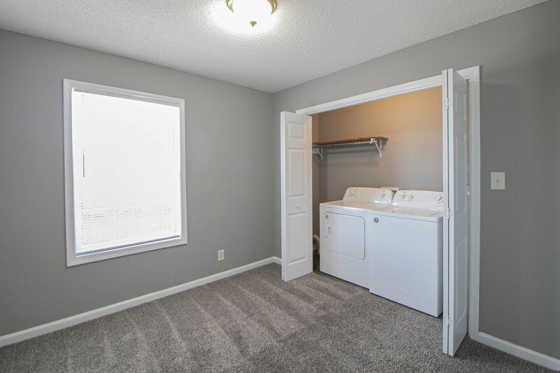 *** 1/2 DEPOSIT MOVE IN SPECIAL *** property image