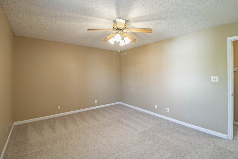Moments away from Ft. Campbell main gates! property image