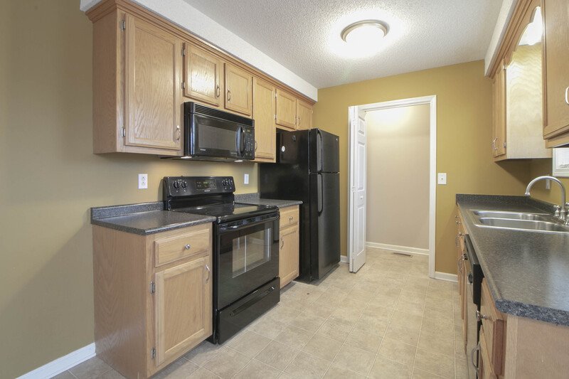 *** NO PETS PLEASE *** property image