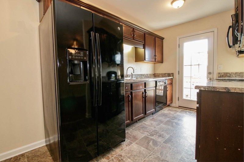 *** Pet Friendly Near Ft. Campbell Blvd. & 101st *** property image