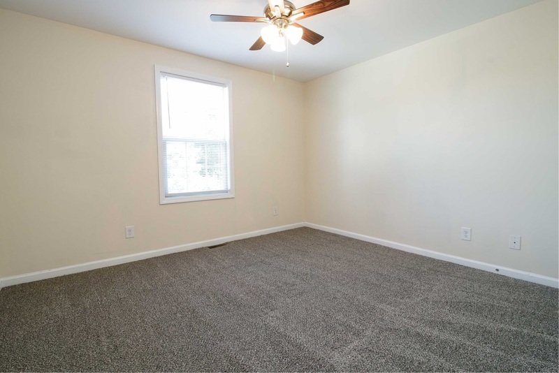 *** Pet Friendly Near Ft. Campbell Blvd. & 101st *** property image