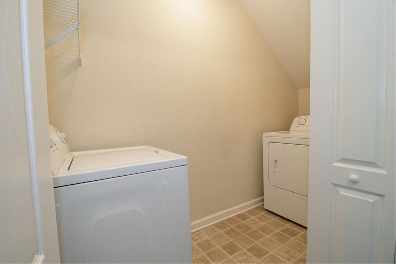 *** Pet Friendly Near Ft. Campbell Blvd. & 101st *** property image