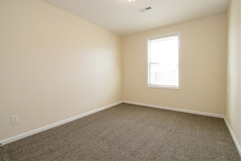 *** Pet Friendly Near Ft. Campbell Blvd. & 101st *** property image