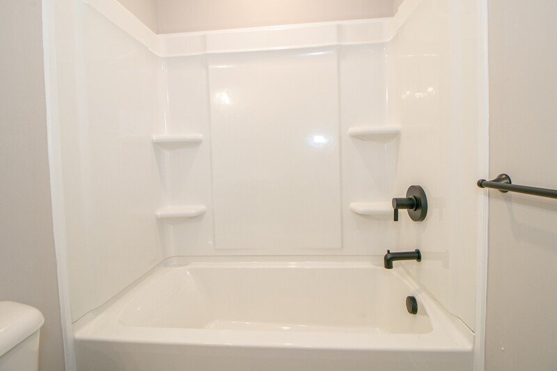 *** $500 DEPOSIT MOVE IN SPECIAL *** property image
