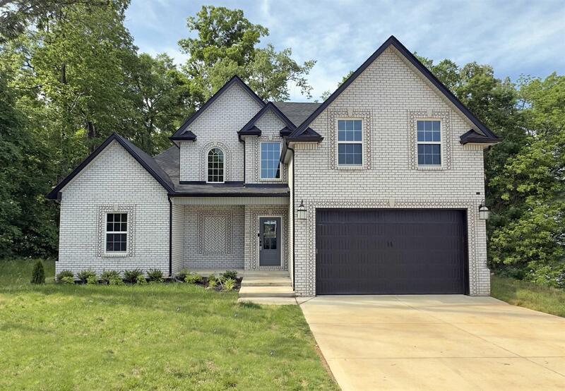 *** Gorgeous Like New Brick Home Zoned for Rossview Schools near Exit 8 *** property image