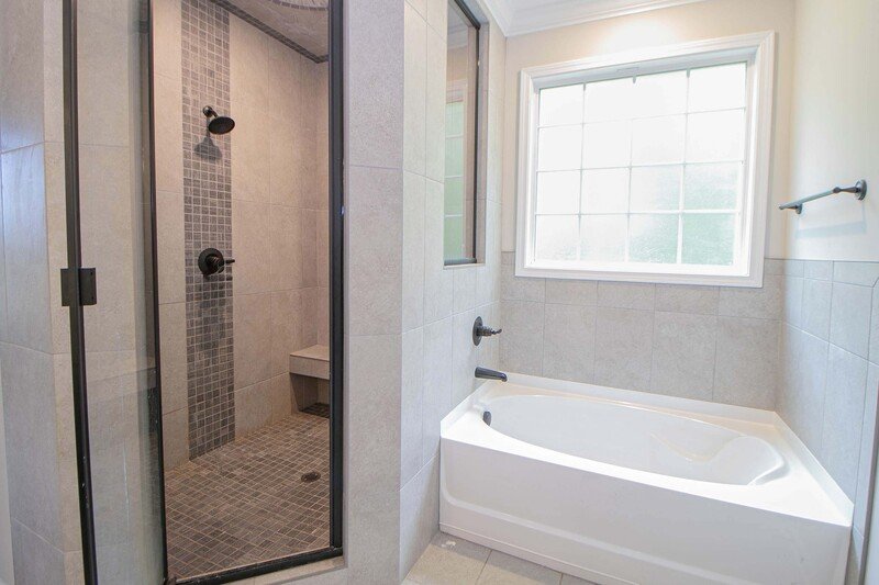 *** Gorgeous Like New Brick Home Zoned for Rossview Schools near Exit 8 *** property image
