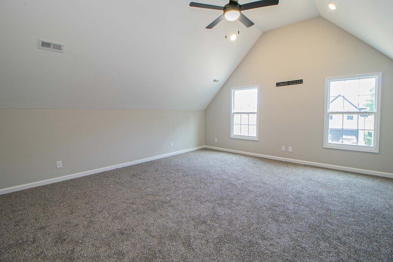 *** Gorgeous Like New Brick Home Zoned for Rossview Schools near Exit 8 *** property image