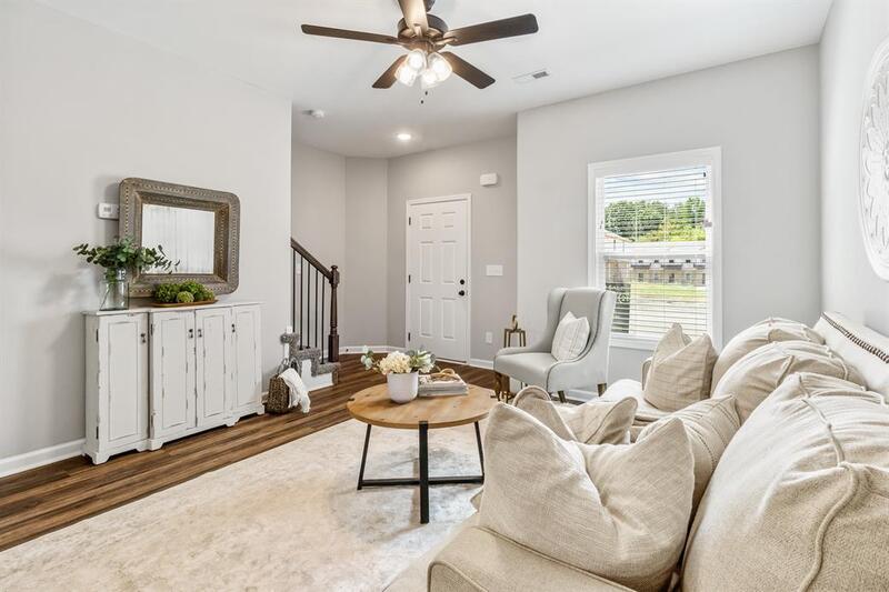 *** $500 DEPOSIT MOVE IN SPECIAL *** property image