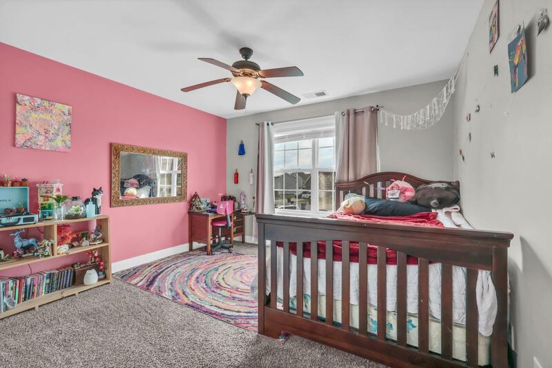 *** Located Minutes to Exit 8 & Rossview! LARGE home with plenty of space! *** property image
