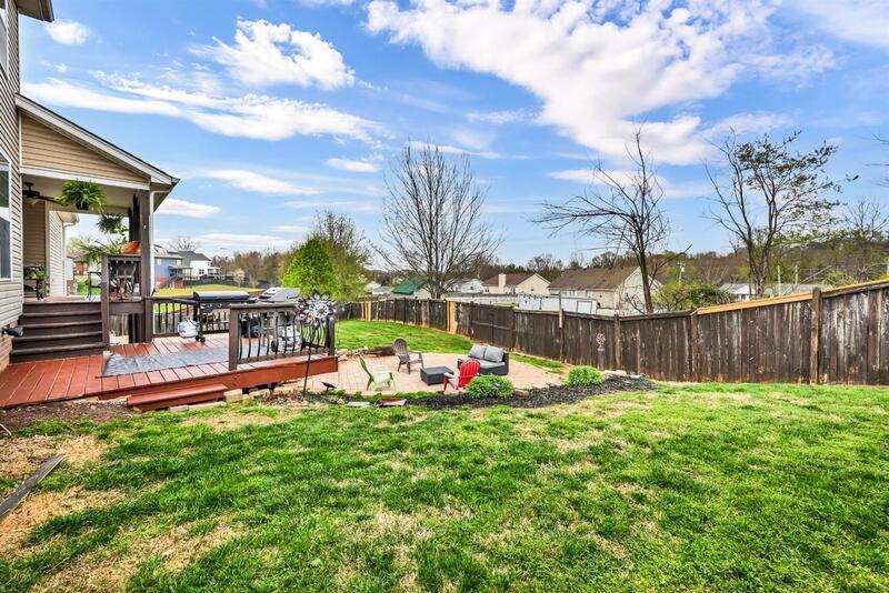 *** Located Minutes to Exit 8 & Rossview! LARGE home with plenty of space! *** property image