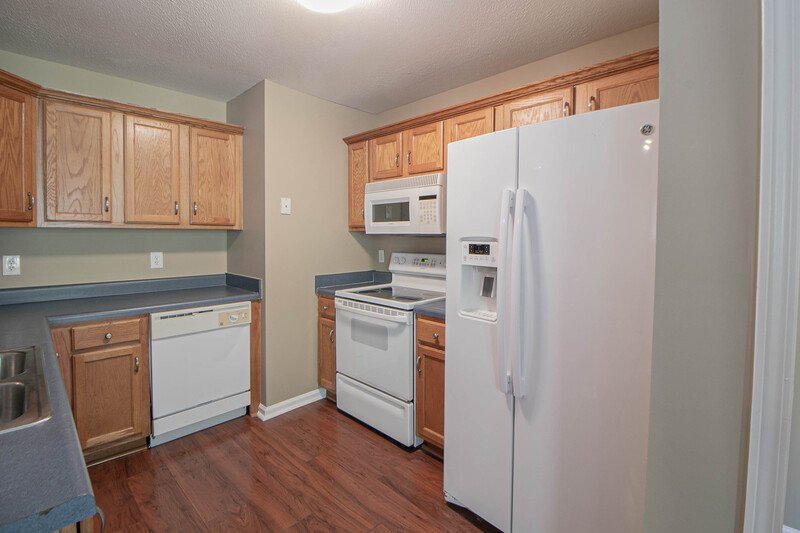 *** 3 Bedroom, 2 Bath with Bonus in quiet neighborhood convenient to assigned schools! *** property image