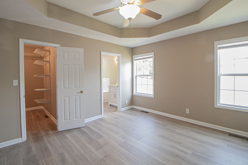 *** 3 Bedroom, 2 Bath with Bonus in quiet neighborhood convenient to assigned schools! *** property image