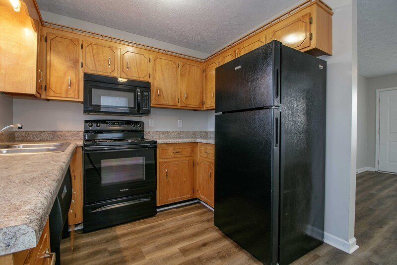 *** RESTRICTED BREEDS WELCOME!  $500 DEPOSIT MOVE IN SPECIAL & 2 WKS FREE w/ 13 MO. LEASE *** property image