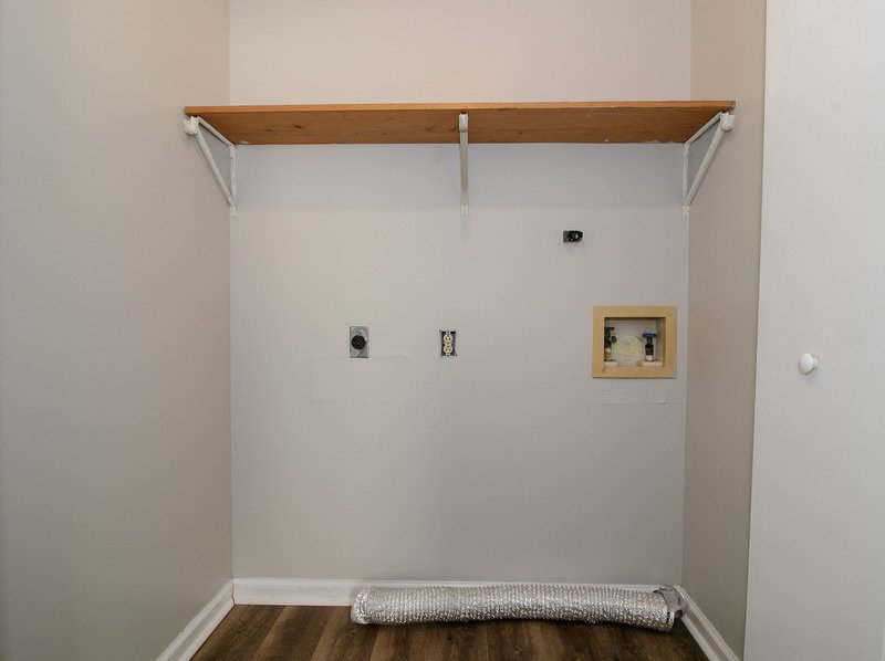 *** RESTRICTED BREEDS WELCOME!  $500 DEPOSIT MOVE IN SPECIAL & 2 WKS FREE w/ 13 MO. LEASE *** property image
