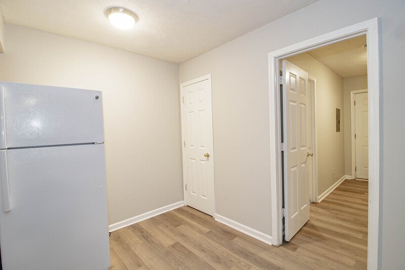 *** $500 DEPOSIT MOVE IN SPECIAL & 2 WKS FREE w/ 13 MO. LEASE *** property image