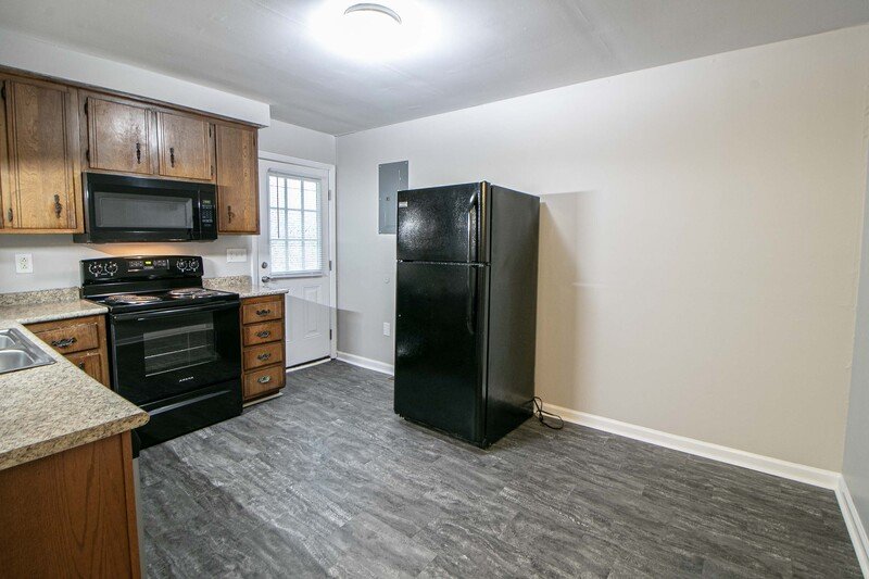 *** $500 DEPOSIT MOVE IN SPECIAL *** property image