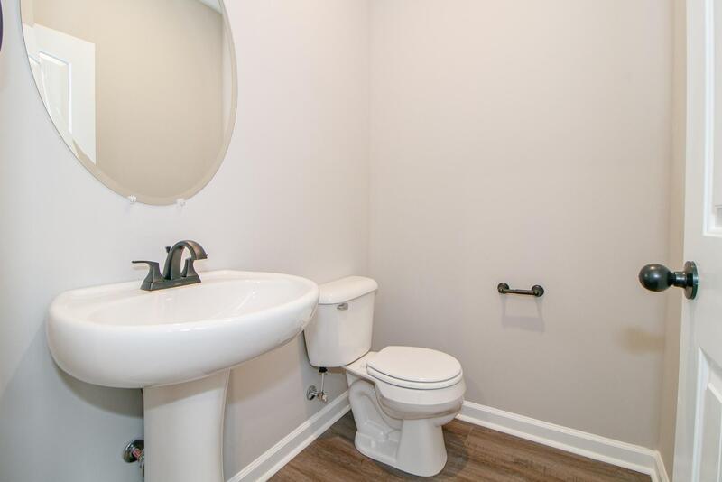 *** $500 DEPOSIT MOVE IN SPECIAL *** property image