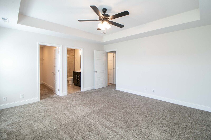 *** 2 WKS FREE w/ NEW LEASE MOVE IN SPECIAL *** property image