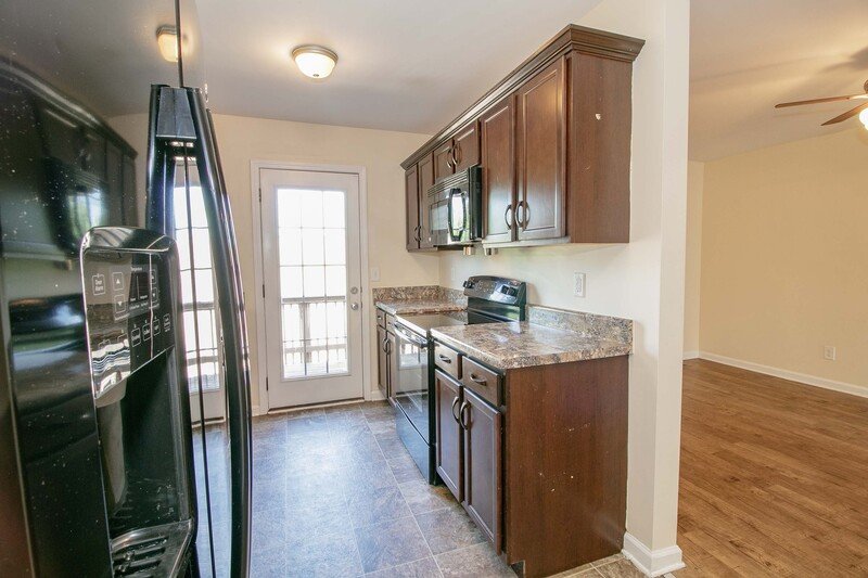 *** $500 DEPOSIT MOVE IN SPECIAL *** property image