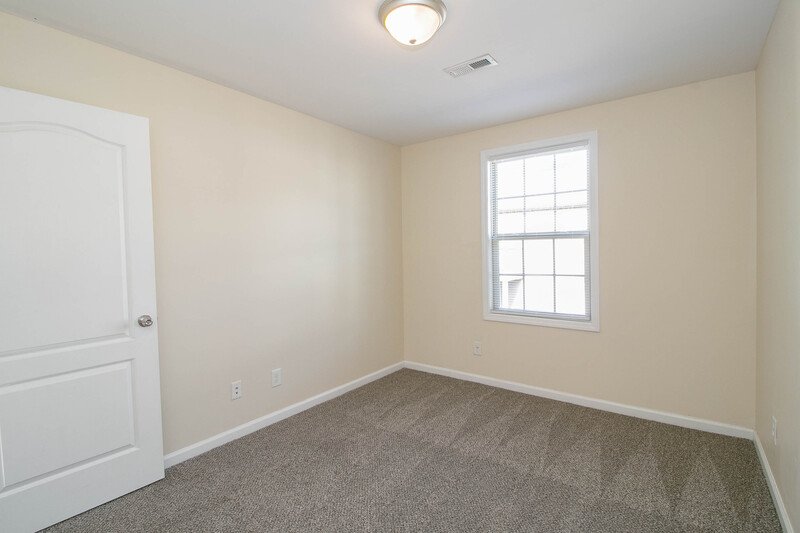 *** $500 DEPOSIT MOVE IN SPECIAL *** property image
