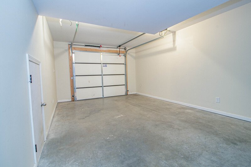 *** $500 DEPOSIT MOVE IN SPECIAL *** property image