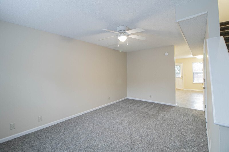 *** PET FRIENDLY- Close to Wilma Rudolph! *** property image