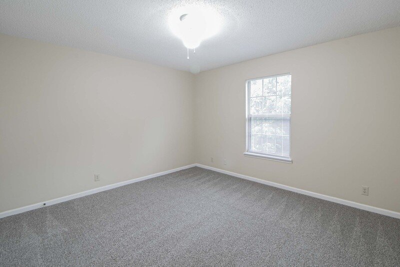 *** PET FRIENDLY- Close to Wilma Rudolph! *** property image