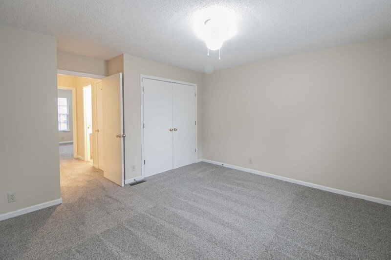 *** PET FRIENDLY- Close to Wilma Rudolph! *** property image