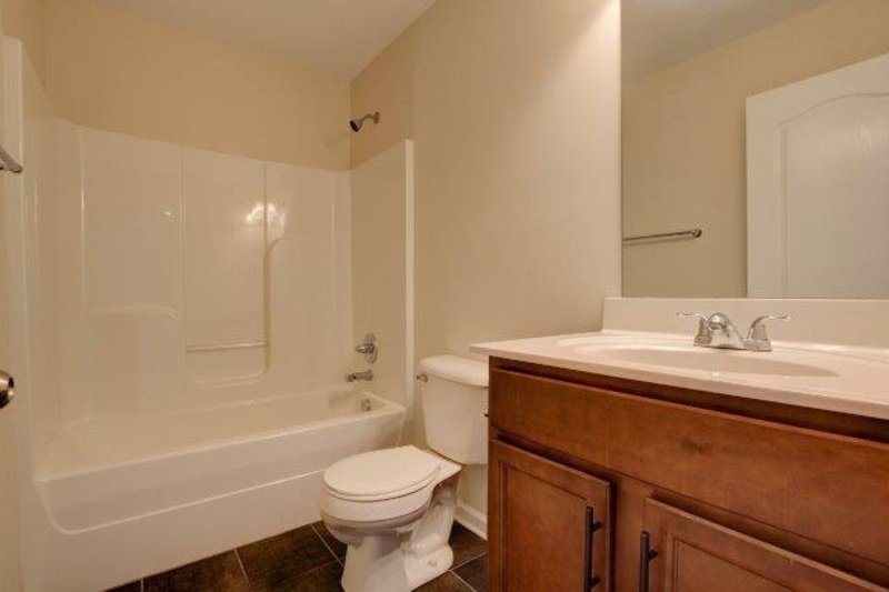 *** $500 DEPOSIT MOVE IN SPECIAL *** property image
