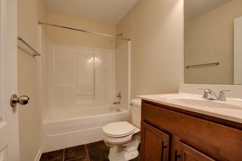 *** $500 DEPOSIT MOVE IN SPECIAL *** property image