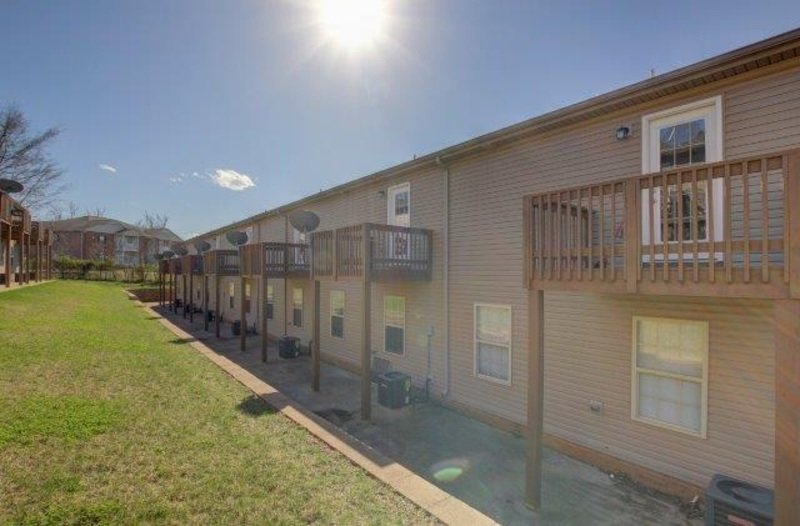 *** $500 DEPOSIT MOVE IN SPECIAL *** property image