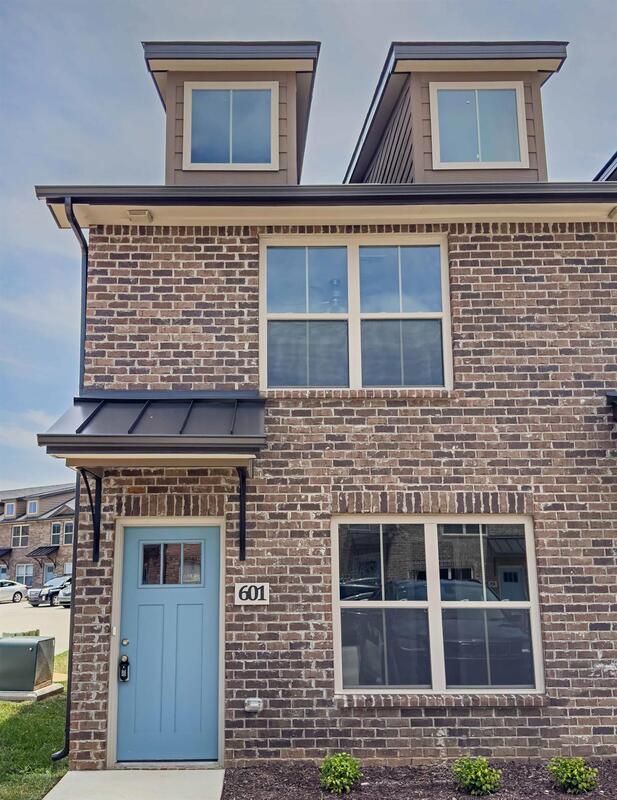 *** $500 DEPOSIT MOVE IN SPECIAL *** property image