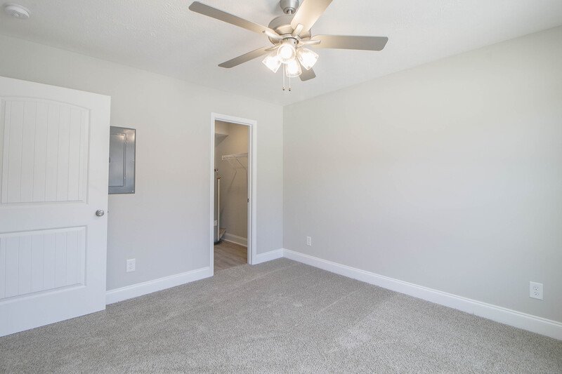 *** $500 DEPOSIT MOVE IN SPECIAL *** property image