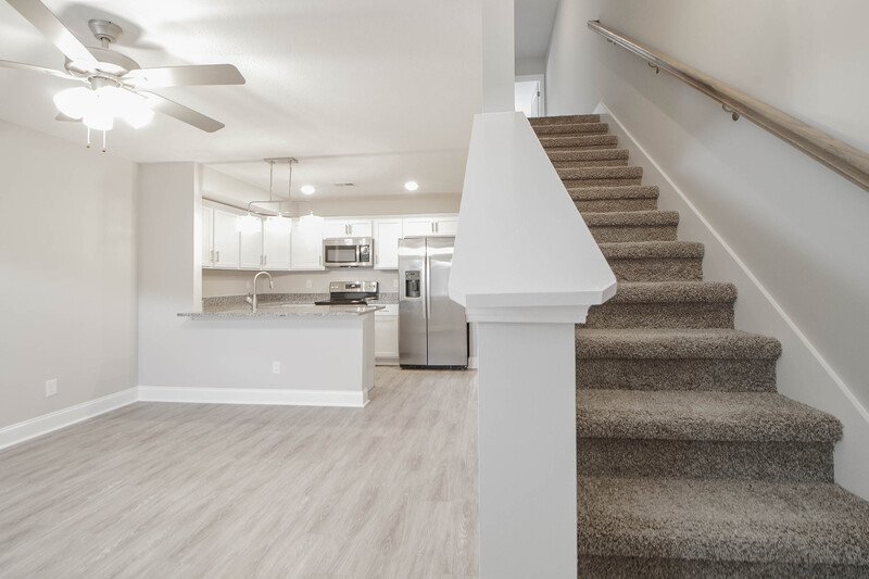 *** $500 DEPOSIT MOVE IN SPECIAL *** property image