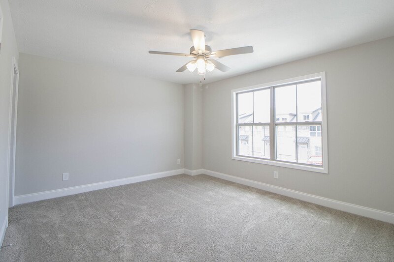 *** $500 DEPOSIT MOVE IN SPECIAL *** property image