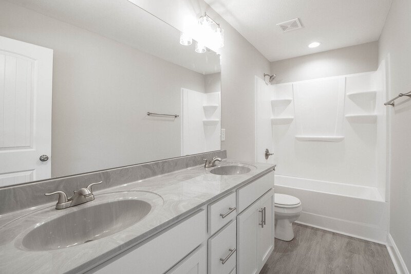 *** $500 DEPOSIT MOVE IN SPECIAL *** property image