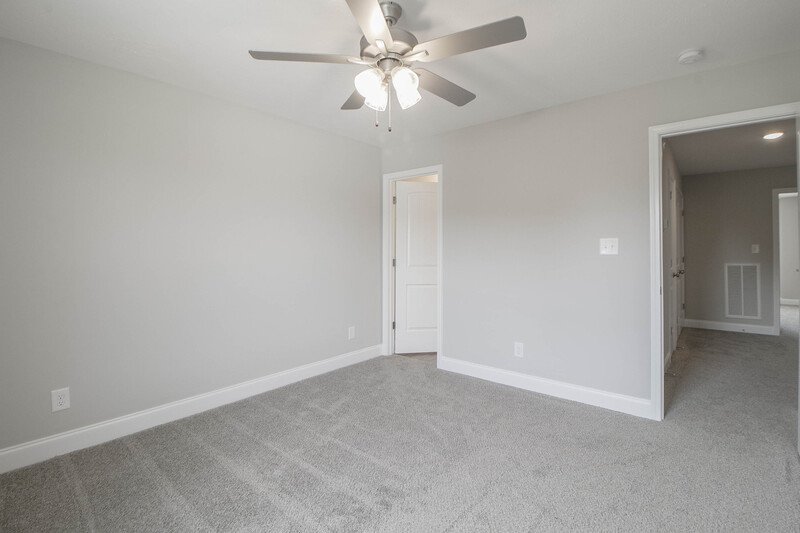*** $500 DEPOSIT MOVE IN SPECIAL *** property image