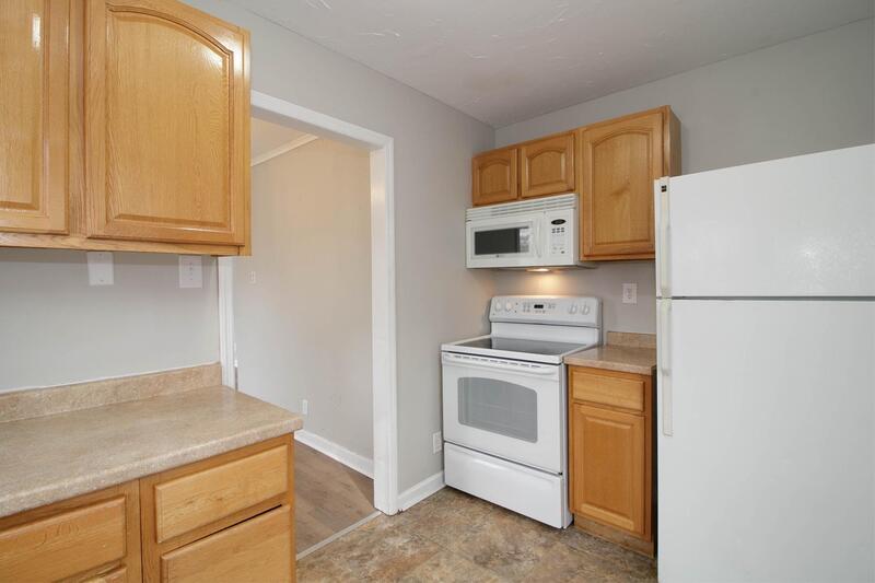 *** RESTRICTED BREEDS WELCOME & $500 DEPOSIT MOVE IN SPECIAL *** property image