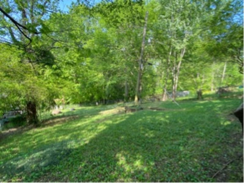 *** RESTRICTED BREEDS WELCOME & $500 DEPOSIT MOVE IN SPECIAL *** property image