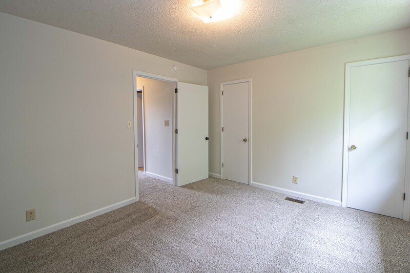 *** $500 DEPOSIT MOVE IN SPECIAL *** property image