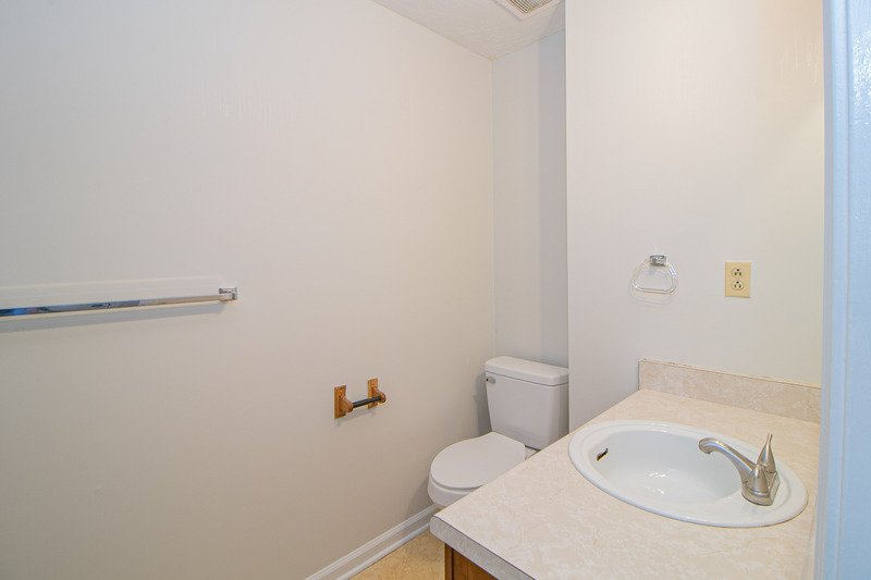 *** $500 DEPOSIT MOVE IN SPECIAL *** property image