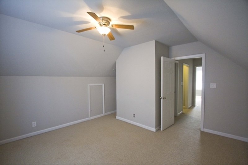 *** NO PETS PLEASE *** property image