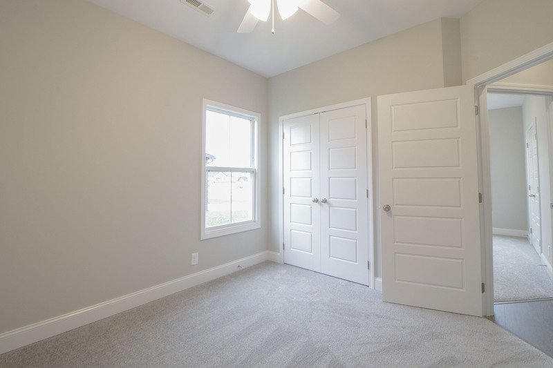 *** PET FRIENDLY 3 Bed / 3 Bath / + BONUS ROOM *** property image