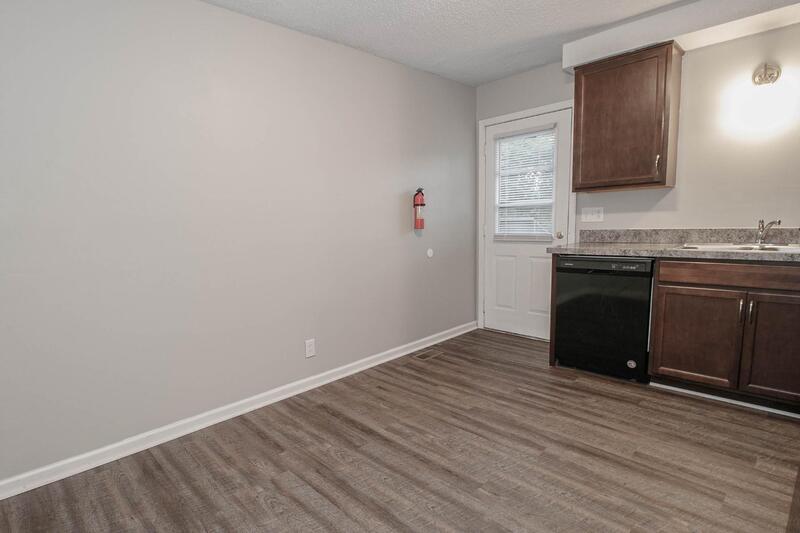 ***$500 DEPOSIT MOVE IN SPECIAL *** property image