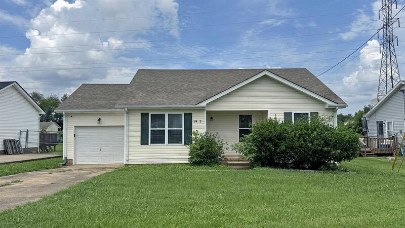*** UPDATED PET FRINEDLY 3 BEDROOM, 2 BATH HOME! *** property image
