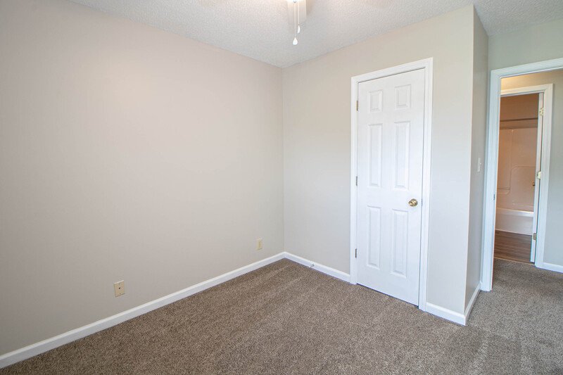 *** UPDATED PET FRINEDLY 3 BEDROOM, 2 BATH HOME! *** property image