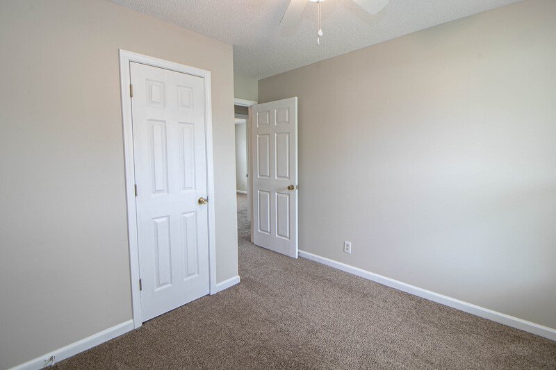 *** UPDATED PET FRINEDLY 3 BEDROOM, 2 BATH HOME! *** property image