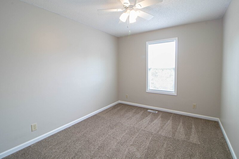 *** UPDATED PET FRINEDLY 3 BEDROOM, 2 BATH HOME! *** property image