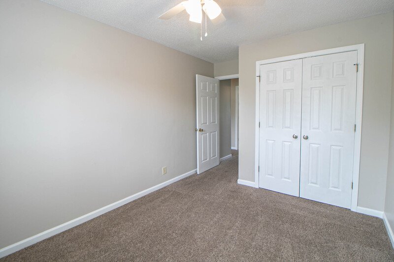 *** UPDATED PET FRINEDLY 3 BEDROOM, 2 BATH HOME! *** property image